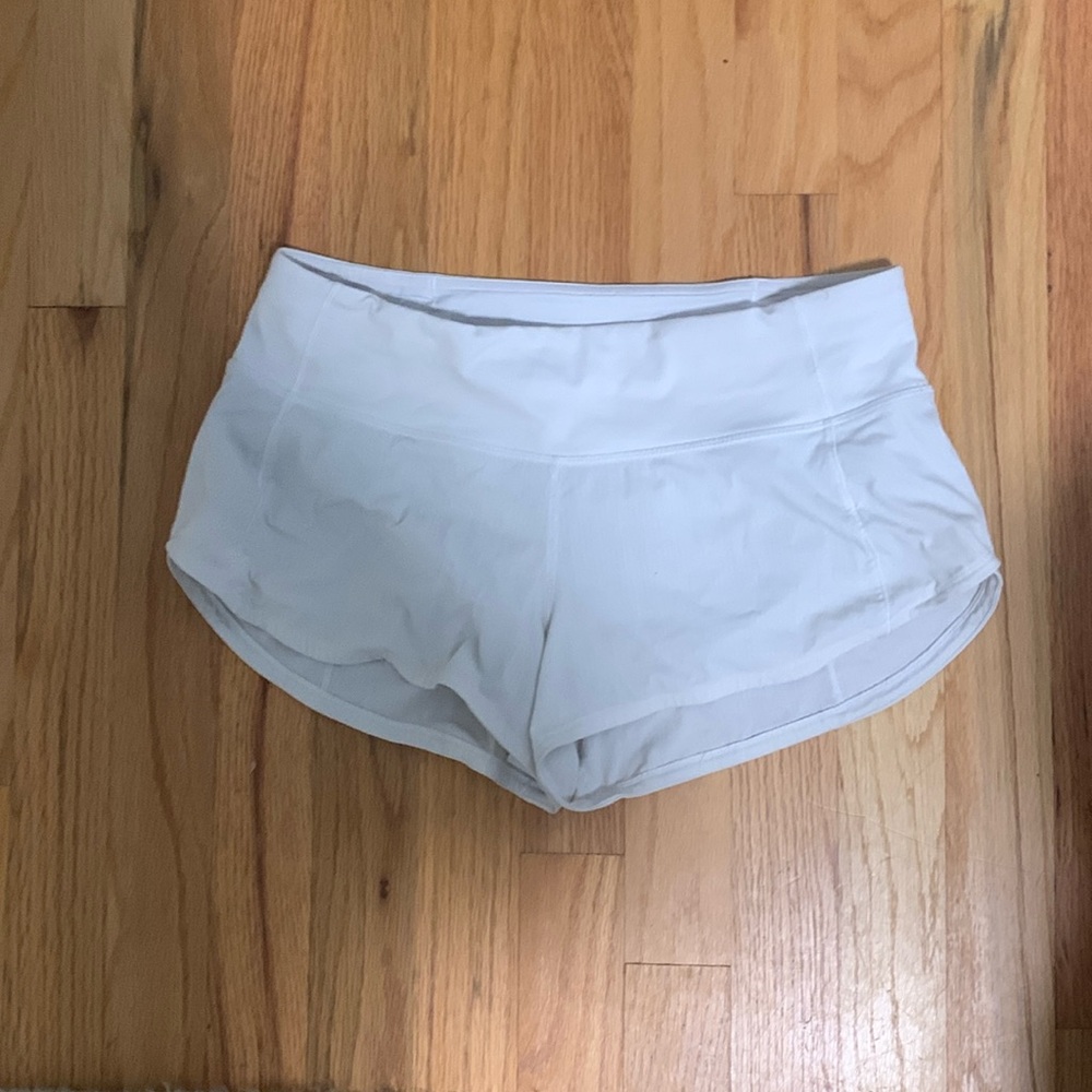 Lululemon Hotty Hot Short